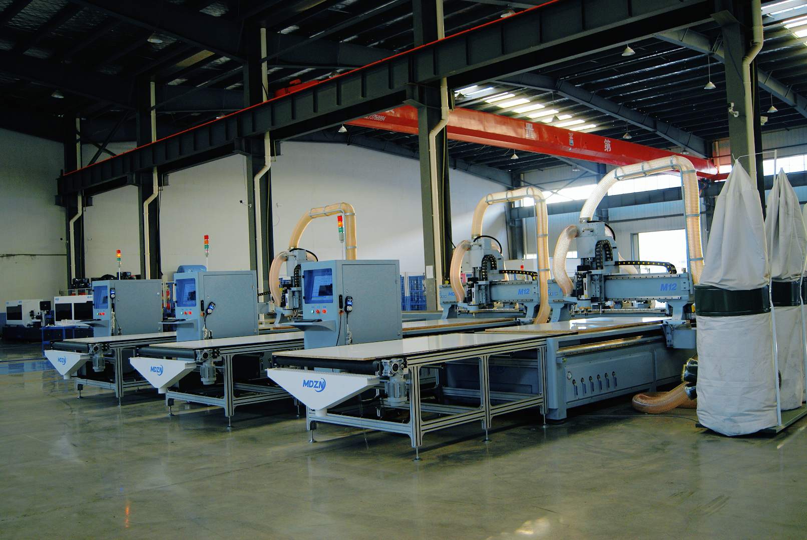 M12(1+3) Garderobenproduktionslinie