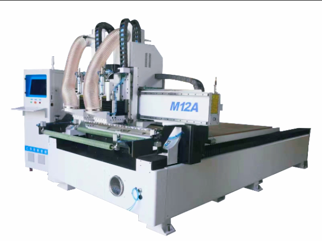 M12A CNC-Graviermaschine + Doppelspindeln + 12-Werkzeug-Magazin