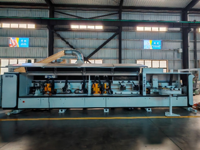E962 LHS Laser-Kantenanleimmaschine