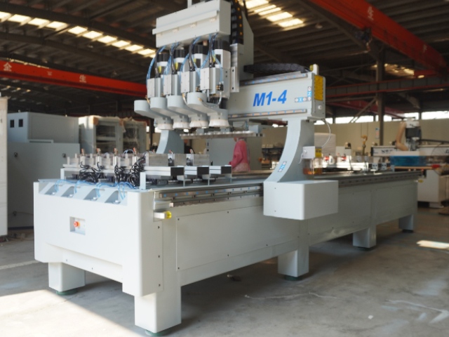 CNC-Profilfräsmaschine für industrielle Aluminiumprofile